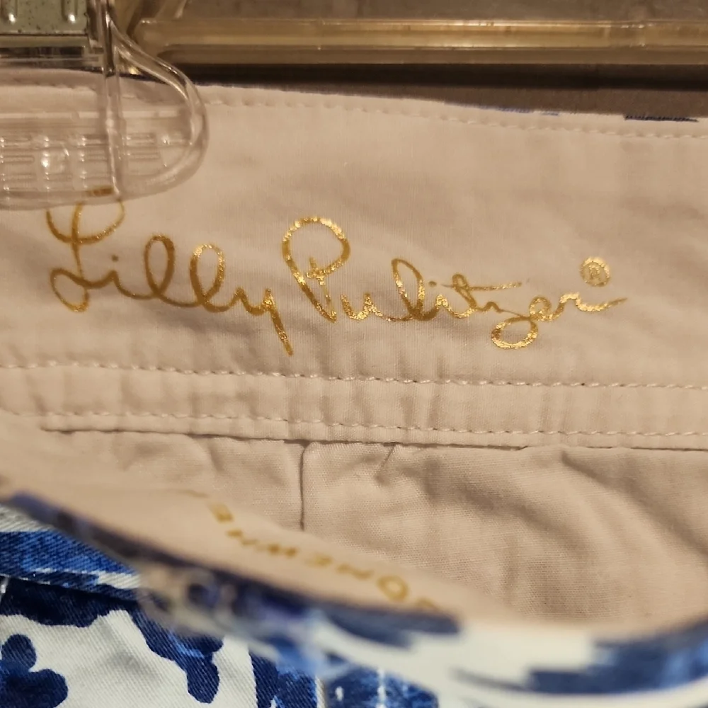 Lilly Pulitzer Navy and White Women's Bermudas - Picture 2 of 6